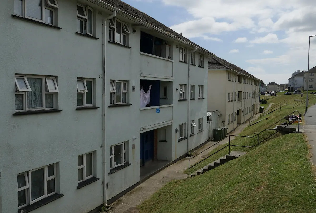 A run-down post-war row of houses at the current Barne Barton estate.
